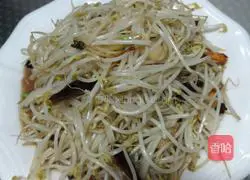 Illustration of how to cook bean sprouts in vinegar 6