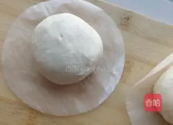 Illustration of how to make bean paste buns 9