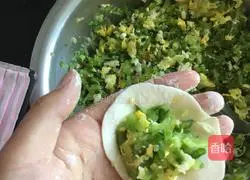 Illustration of how to make cucumber dumplings 13