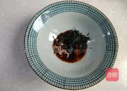 Illustration of how to make handmade wontons 10