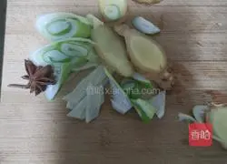 Illustration of soybean stewed pig's feet 3