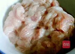 Bean sprouts and shredded pork soup recipe 3