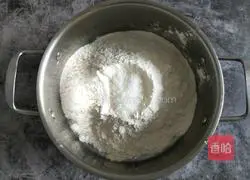 Illustration of how to make flowering steamed buns 4