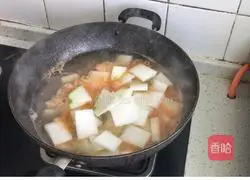 Illustration of how to make shrimp and winter melon soup 8