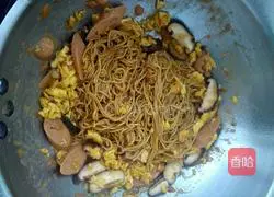 Illustration of how to make tomato fried noodles 13