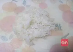 Illustration of how to make handmade wontons 5