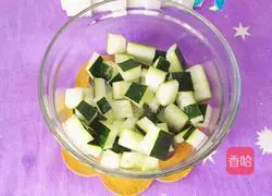 Illustration of how to make rock sugar lotus mist and winter melon rind 2