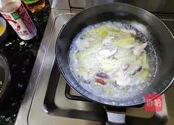 Potato, Mushroom and Egg Soup Recipe Illustration 4