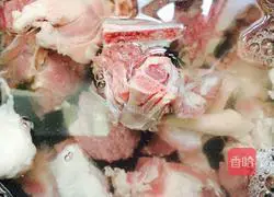 Illustration of how to make mutton soup 1