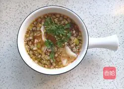 Illustration of making dumplings in sour soup 12