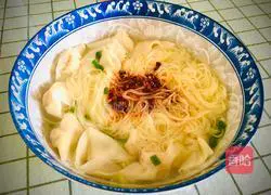 Illustration of how to make wonton noodles at home 8