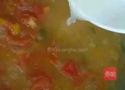 Illustration of how to make tomato and egg soup 8
