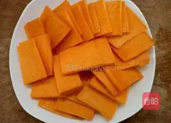 Illustration of how to make cream pumpkin soup 2