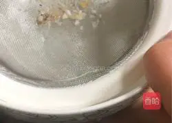 Coconut Green Chicken Soup Recipe Illustration 7