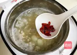 Illustration of how to make five-fruit soup 8