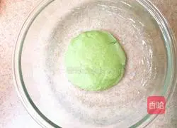 Illustration of how to make mulberry leaf steamed buns 8