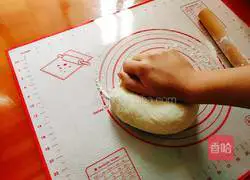Illustration of how to make milky sesame rolls 6
