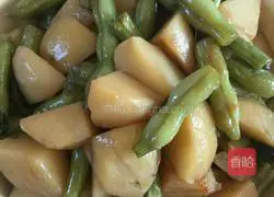 Illustration of how to make potatoes and beans stewed 6