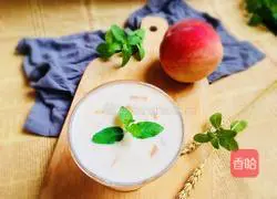 Illustration of how to make peach milkshake 6