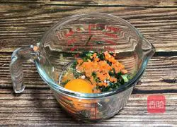 Illustration of how to make mustard sprout egg cake 4 