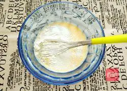 Illustration of how to make fruit crepe 2