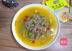 Illustration of how to make beef slices in sour soup 15