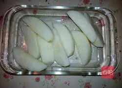 Illustration of how to make pear juice 2