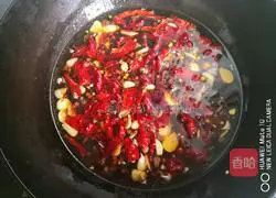 Illustration of how to make Xiaoliu pickled cucumbers 6 