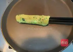 Illustration of how to make oil-free cucumber burrito 11