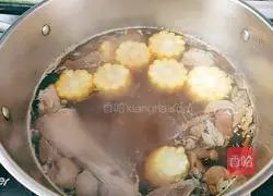 Illustration of how to make bigfoot mushroom, yam and duck soup 13
