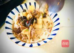 Illustration of hand-rolled mutton noodles 17