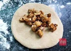 (Cantonese tea snack) walnut bag Illustration of how to do it 7