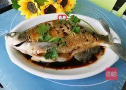Illustration of how to steam Wuchang fish 6