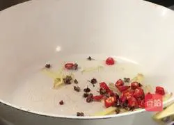 Illustration of how to make spicy fried squid 9