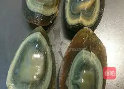 Illustration of how to make preserved eggs 2