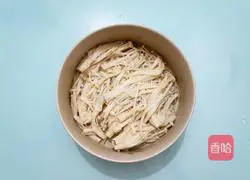 Illustration of how to make fat lamb rolls in sour soup 3