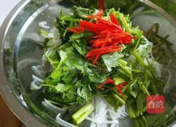 Xinwen Gourmet White Radish Spicy Salad Recipe Illustration 11