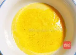 Illustration of how to make pumpkin soft cakes for baby food supplement 2