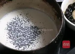 Mochi Pumpkin Dirty Tea Recipe Illustration 5