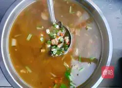 Illustration of how to make sour soup noodles 8