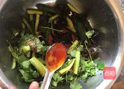 Illustration of how to make cold cucumber 13