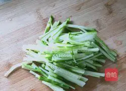 Illustration of how to make cucumber and cabbage 2