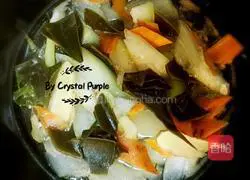 Winter Melon Spare Ribs and Kelp Illustration of how to make soup 7