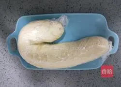 Illustration of how to make homemade fried dough sticks 7