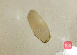 Steamed vegetables: Illustration of making oatmeal rolls 6