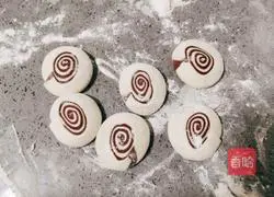 Illustration of how to make cocoa taro mud shell buns 16