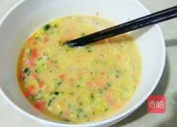 Illustration of how to make egg rolls 5