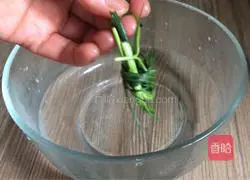 Yam Illustration of how to make kelp spine soup 6