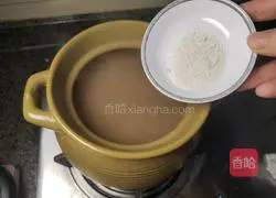 Illustration of how to make rock sugar snow pear 8