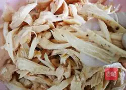 Recipe for summer cool lemon shredded chicken 11